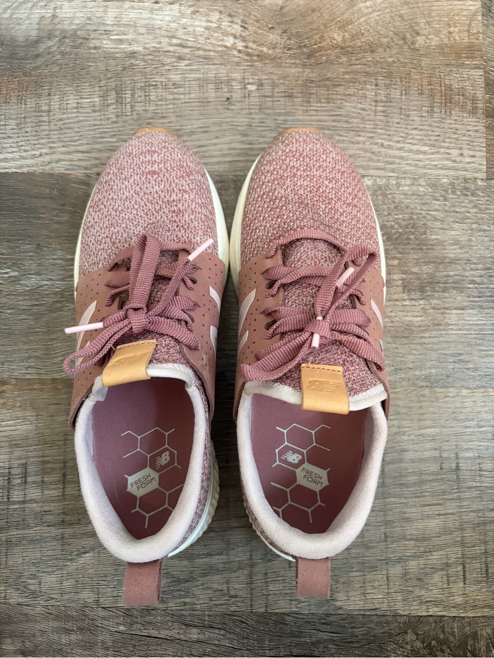 New Balance Fresh Foam Sneakers Mauve Pink 8.5 - Picture 2 of 3